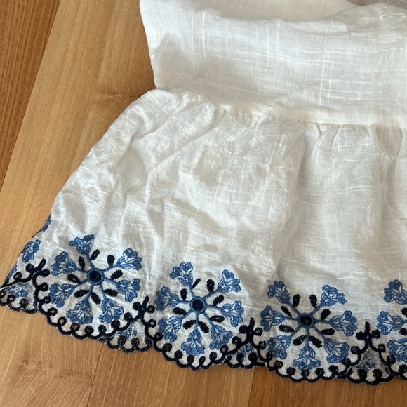 Max Studio Embroidered Blouse - Picture 14 of 15